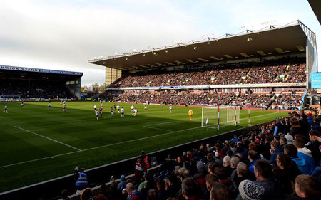 比赛中的坚 比赛中的坚